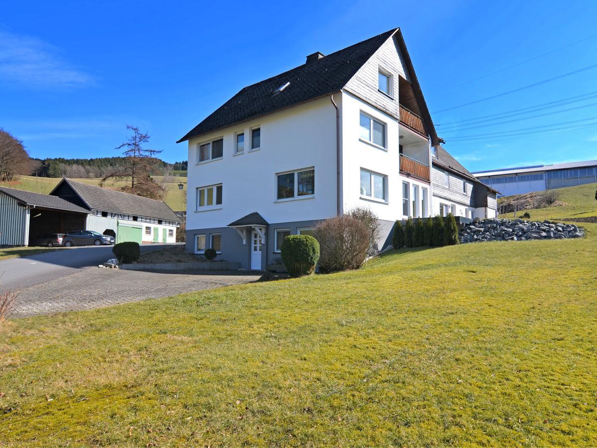 Modern Apartment In Sellinghausen With Terrace Schmallenberg Buitenkant foto